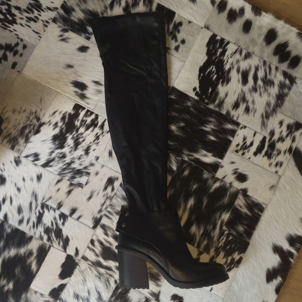 Over knee chunky heel boots